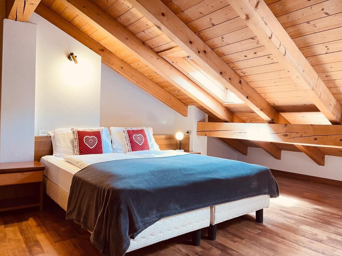 Elga Residence - Relax In Alta Valtellina - Bormio ヴァルディソット エクステリア 写真